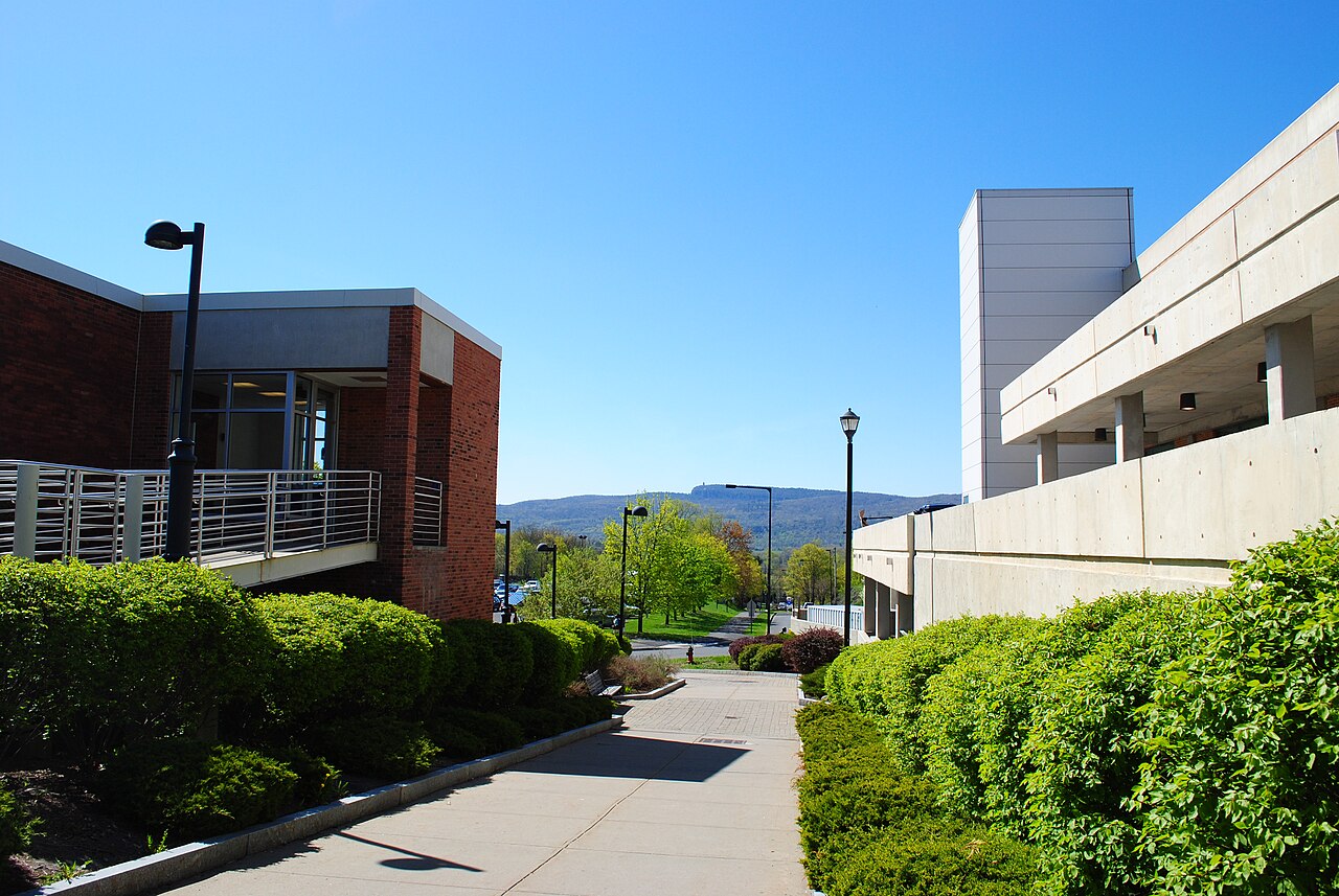 State University of New York at New Paltz campus