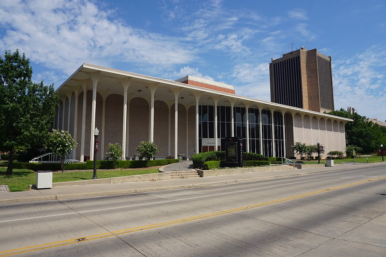 University of Science and Arts of Oklahoma campus